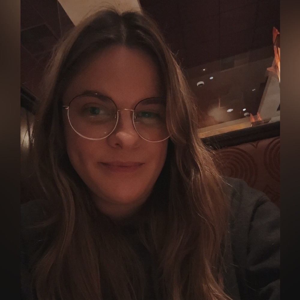 Meet your Posher, Danielle